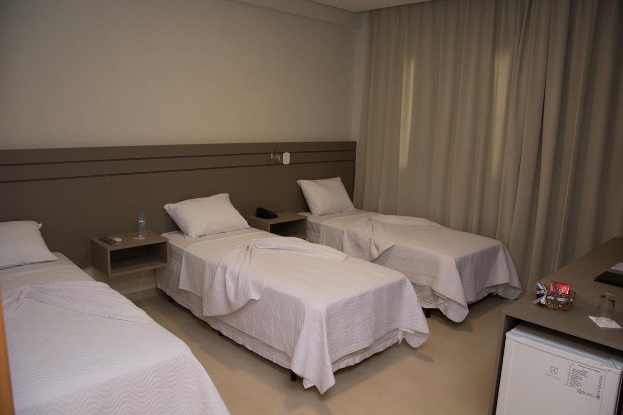 Pak Suites Hotel Luís Eduardo Magalhães Buitenkant foto
