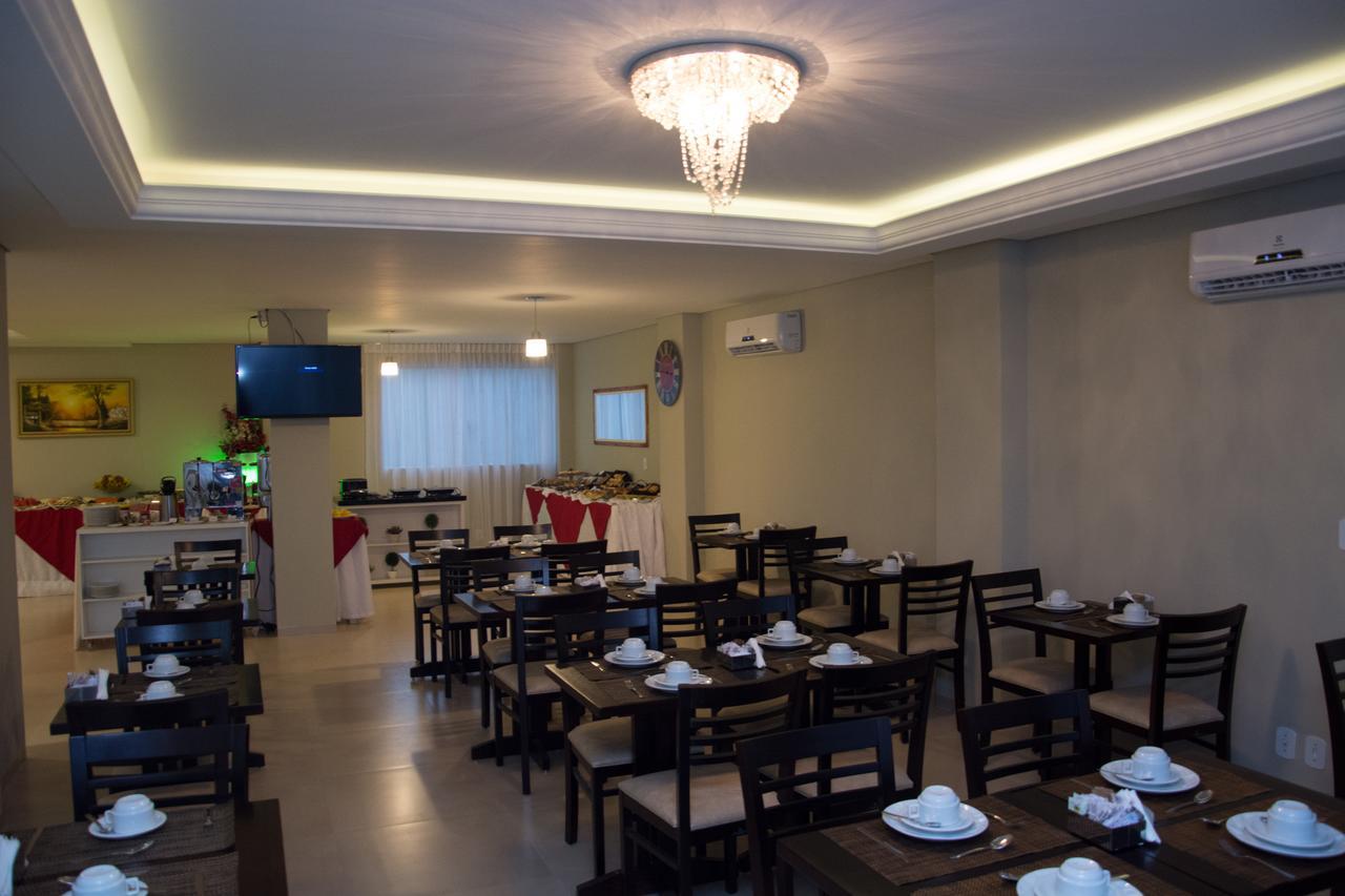Pak Suites Hotel Luís Eduardo Magalhães Buitenkant foto