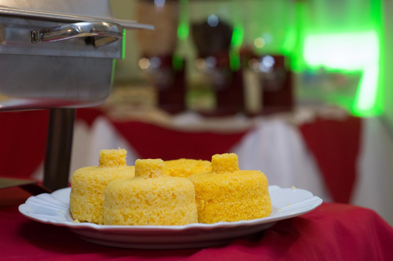 Pak Suites Hotel Luís Eduardo Magalhães Buitenkant foto