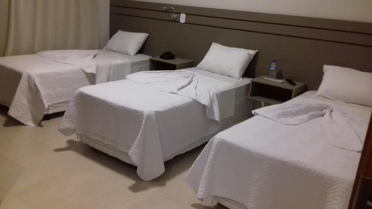 Pak Suites Hotel Luís Eduardo Magalhães Buitenkant foto