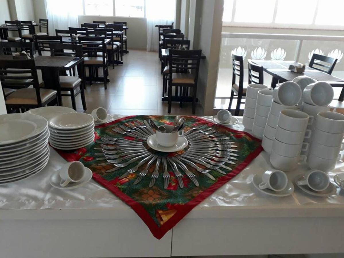 Pak Suites Hotel Luís Eduardo Magalhães Buitenkant foto